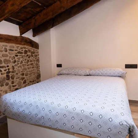 Niu De Queralt Vic